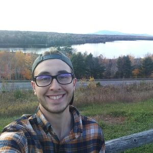 Meet your Posher, Zachary